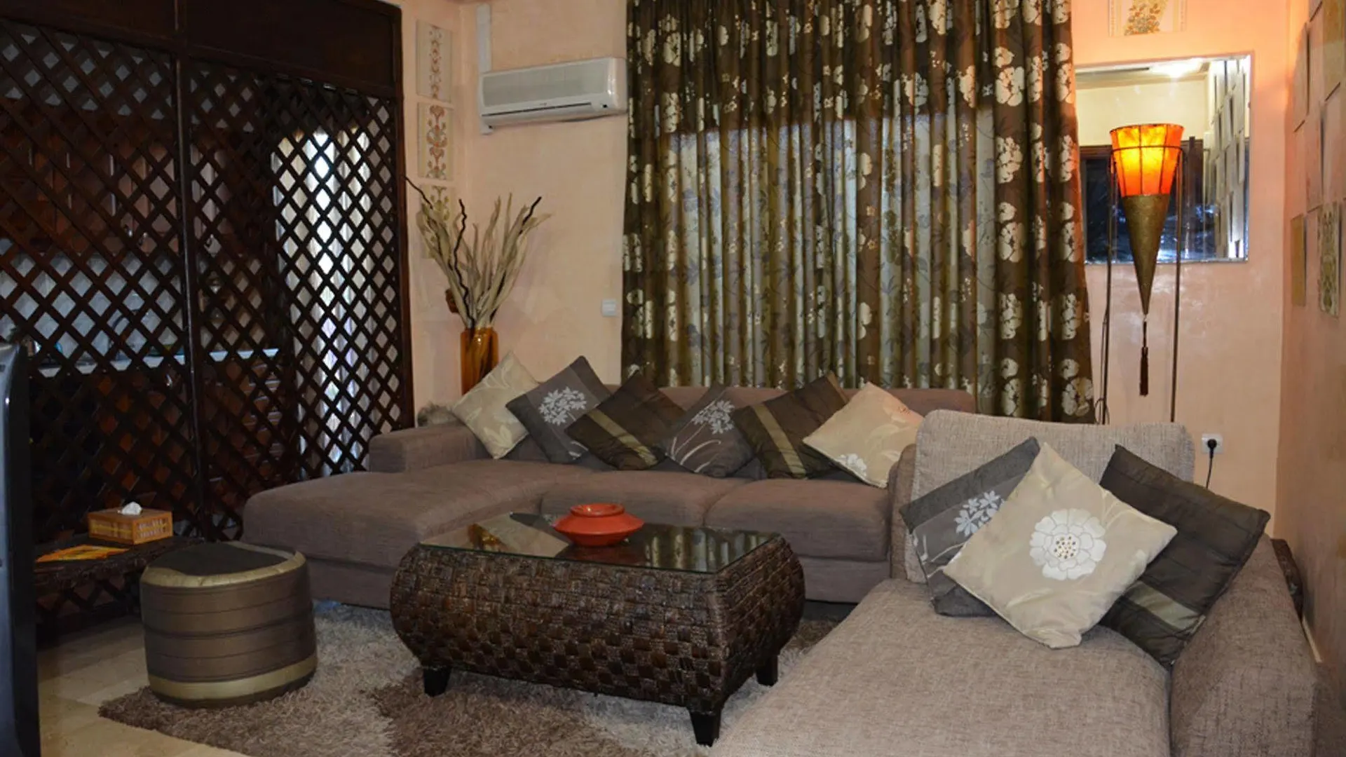 Leyna Vacancy Homes Casablanca Morocco